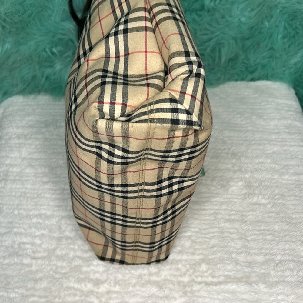 Burberry Beige and Black Checkered Tote - Picture 5 of 10